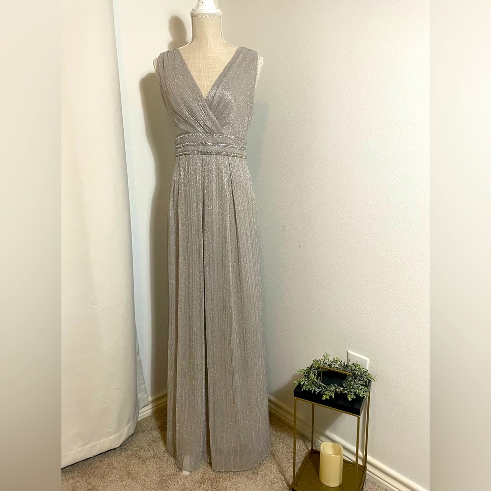 R&M Richards size 10 • Champagne color dress NEW!